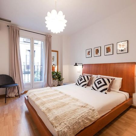2 Bedrooms 2 Bathrooms Furnished - Malsana - With Pool - Mintystay Madrid Eksteriør billede