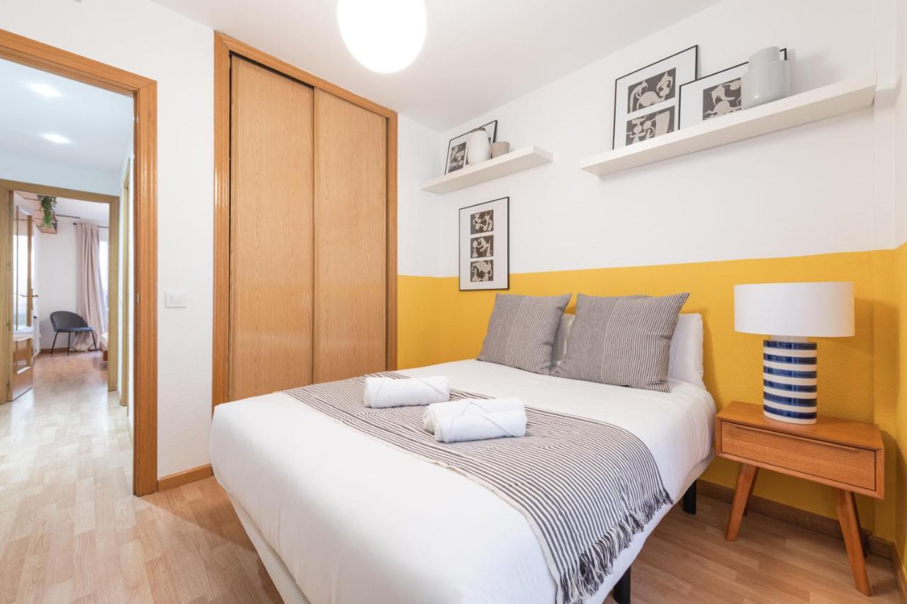 2 Bedrooms 2 Bathrooms Furnished - Malsana - With Pool - Mintystay Madrid Eksteriør billede